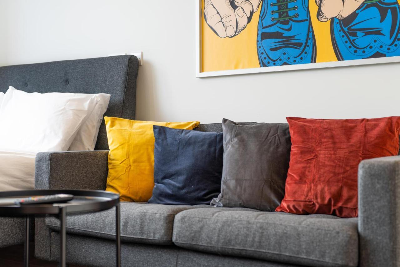 Cozy Apartments - Free Wifi And Parking Onsite Feltham Exteriér fotografie